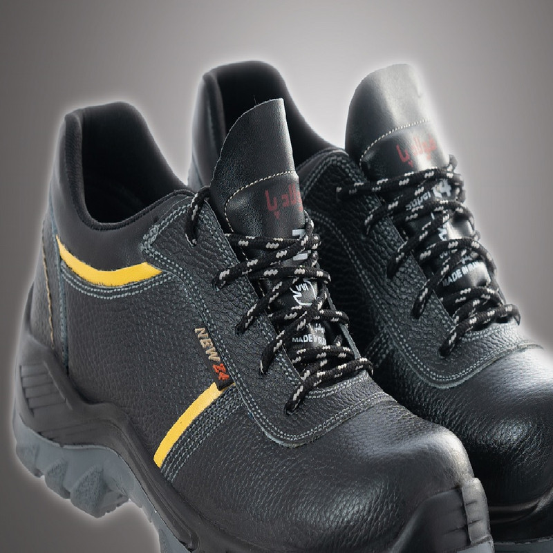 کفش ایمنی فولاد پا مدل NEW Z4