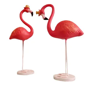مجسمه فلامینگو مدل کلاه دار بسته 2 عددی