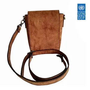 کیف دوشی دست دوز مردانه مدل اسپرت S-001