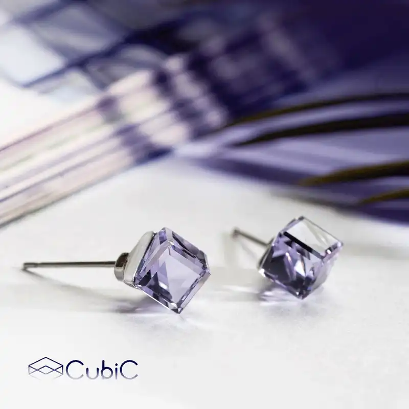 گوشواره زنانه کوبیک مدل QE-21893