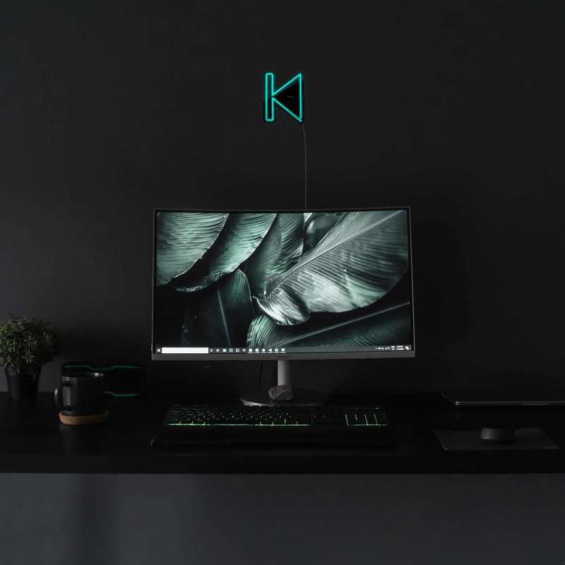 چراغ دیواری نئون دیزاین مدل Perviues-BL_TBL