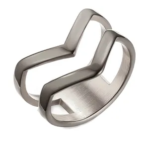 انگشتر نقره زنانه روژه مدل DSR019S