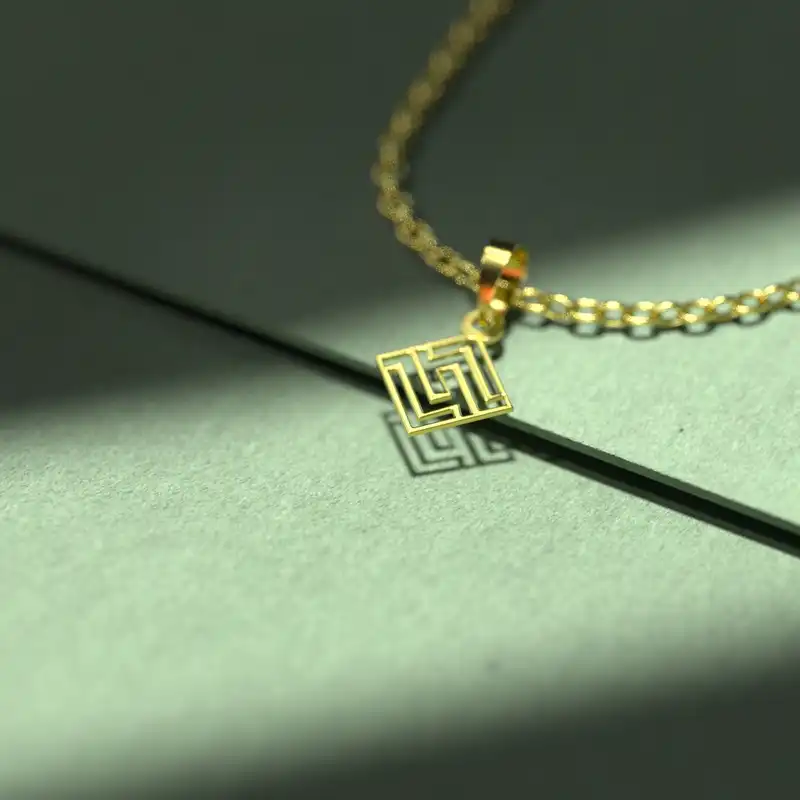 گردنبند طلا 18 عیار زنانه مدوپد مدل هندسی کد A3-1-1059