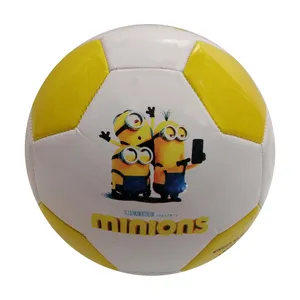  توپ فوتبال طرح مینیون کد 08