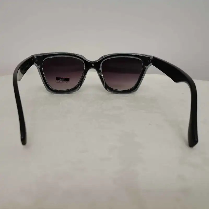 عینک آفتابی مدل 015