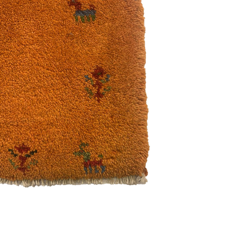 گبه دستباف نیم متری مدل بافت قشقای شیراز کد NKP-sgp60