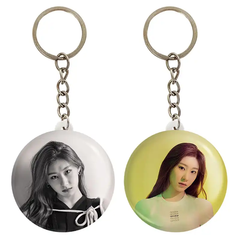 جاکلیدی خندالو مدل چریونگ گروه ایتزی ITZY کد 2017120166 مجموعه 2 عددی