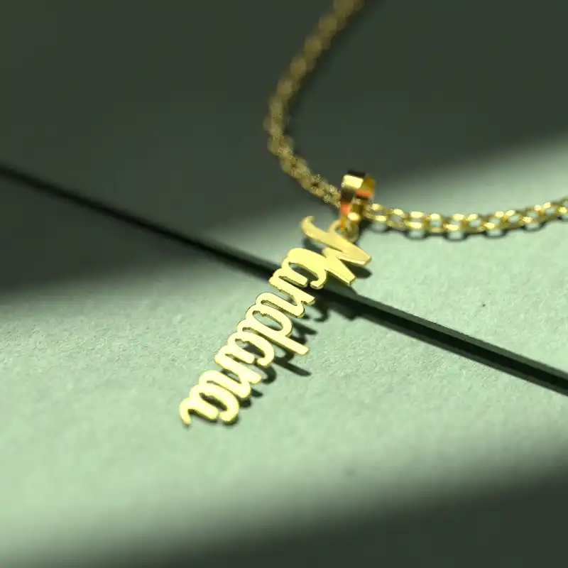 گردنبند طلا 18 عیار زنانه مدوپد مدل mandana