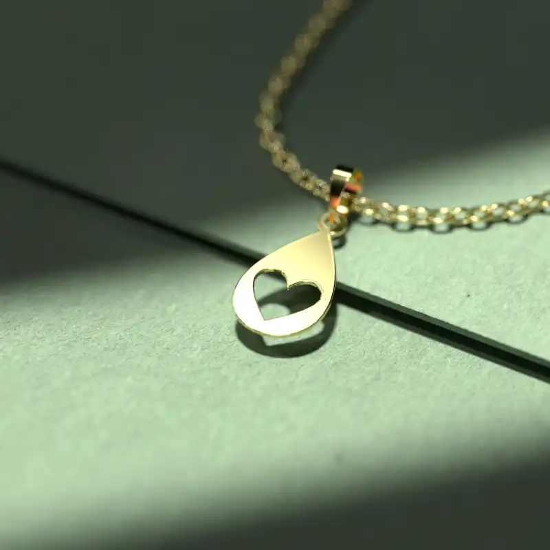 گردنبند طلا 18 عیار زنانه مدوپد مدل قلب کد LL1051