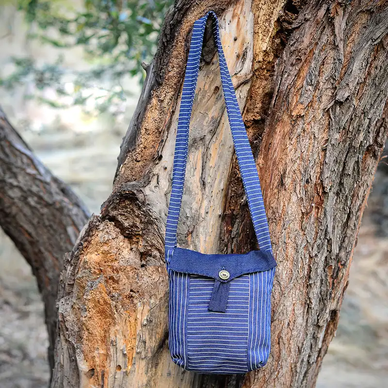 کیف رودوشی پارچه ای مدل راه راه