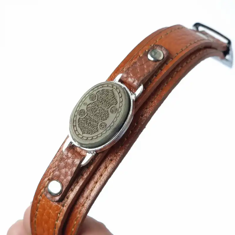 دستبند مدل چرم و سنگ طبیعی یشم طرح آیت الکرسی کد 107