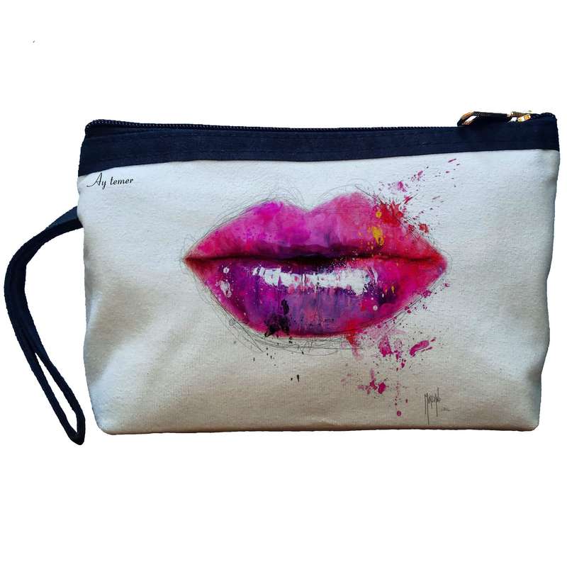 کیف لوازم آرایش زنانه آی تمر مدل لب کد 294