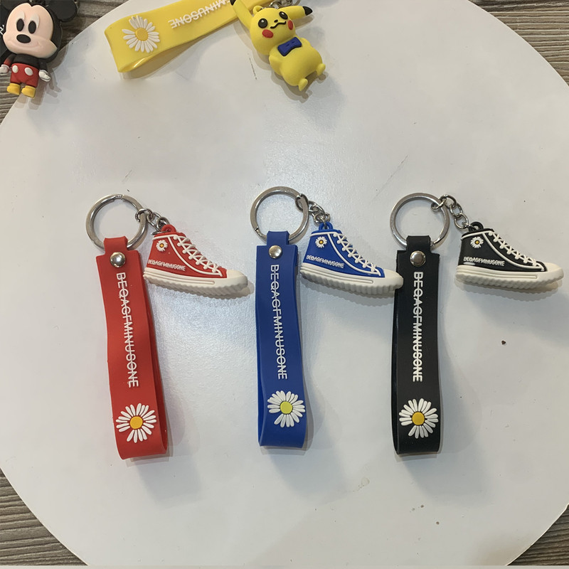 جاکلیدی دخترانه مدل کفش آل آستار جاکلیدی دخترانه مدل کفش آل آستار