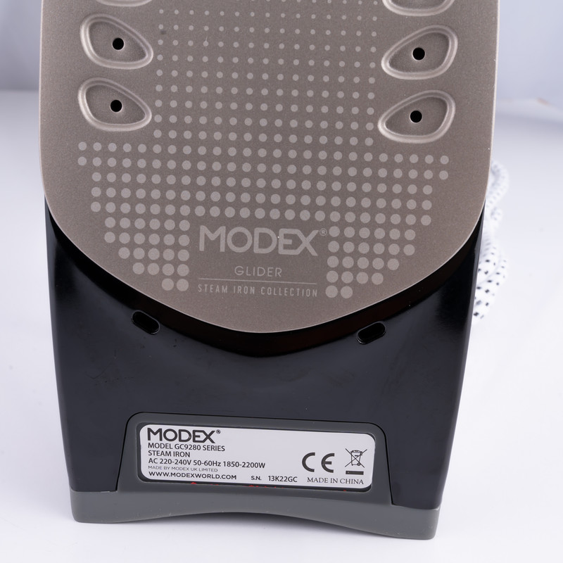 اتو بخار مودکس مدل GC9280