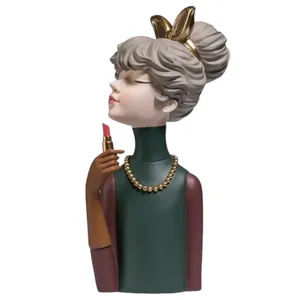 مجسمه دنیا دکوری سرمد مدل دختر فانتزی رژی