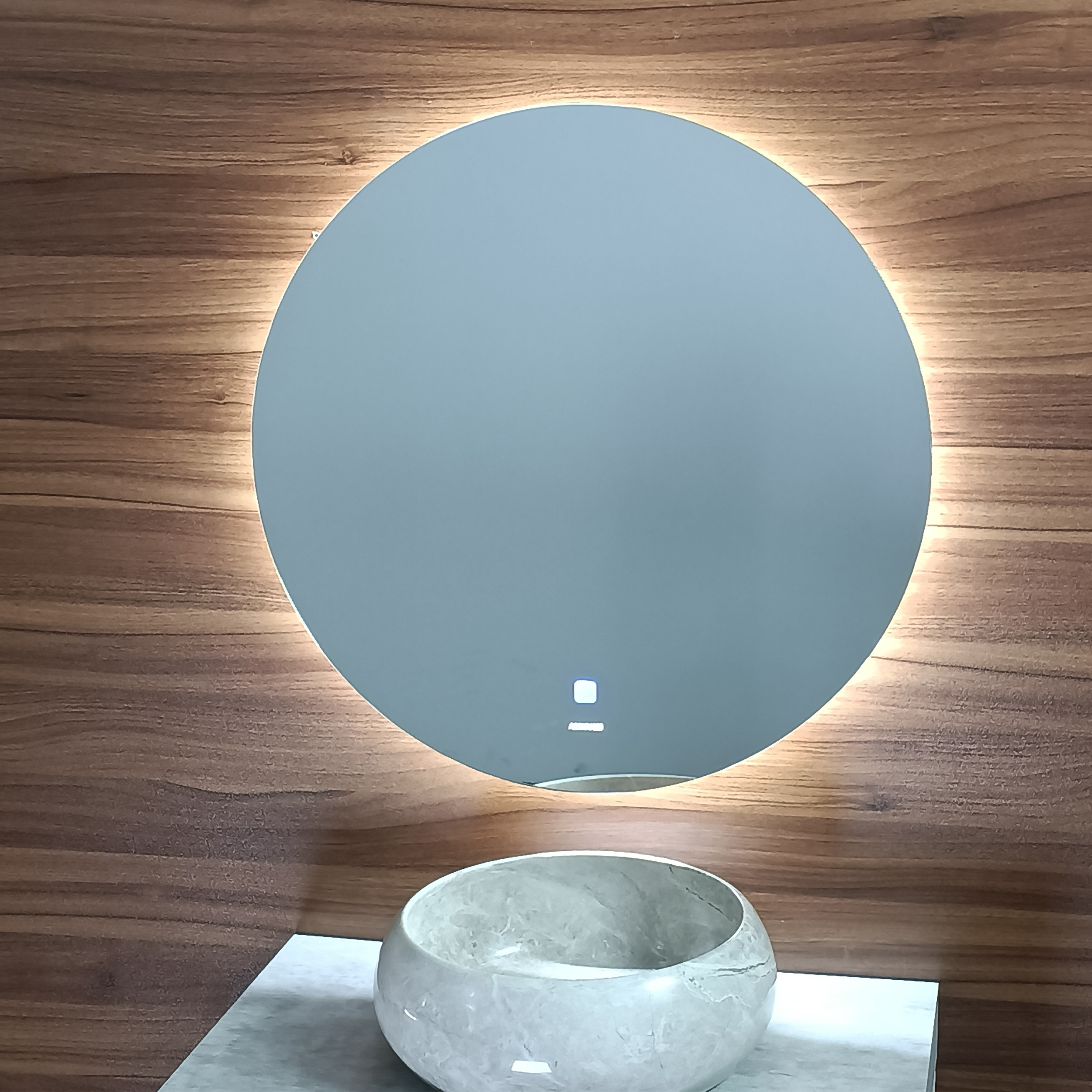 آینه آسان نصب فارابی مدل بک لایت طرح تک تاچ کد CR14T121.2