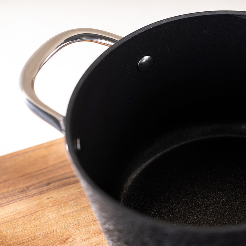 قابلمه تیتانیوم مادام کوکو مدل Noir سایز 20