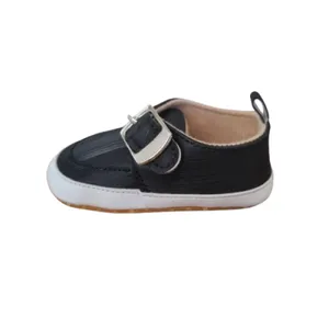 پاپوش نوزادی مدل سگک دار