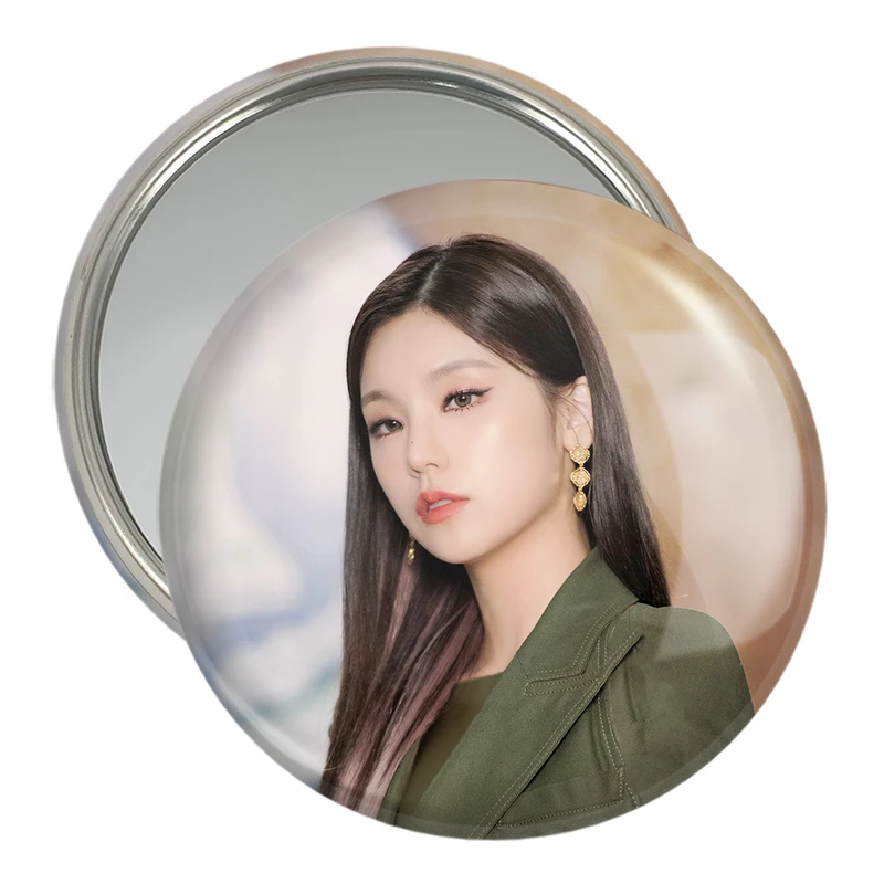 آینه جیبی خندالو مدل یجی گروه ایتزی ITZY  کد 20202