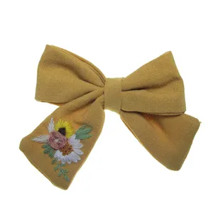 گیره مو زنانه مدل Flowerish