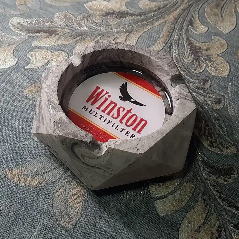 زیرسیگاری مدل اپوکسی طرح Winston