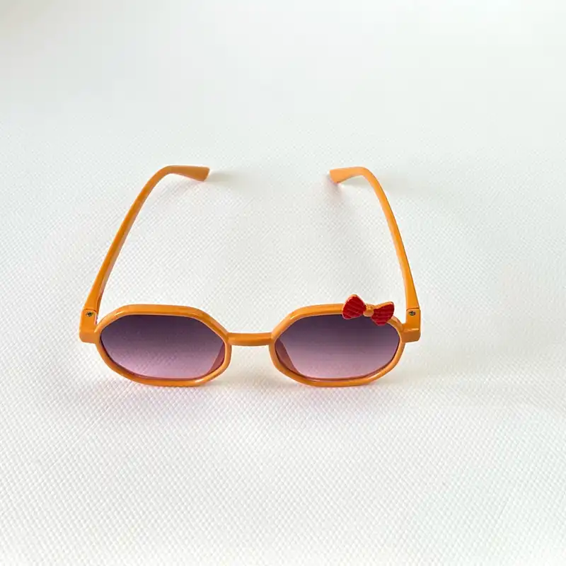 عینک آفتابی دخترانه مدل پاپیون کد 1363