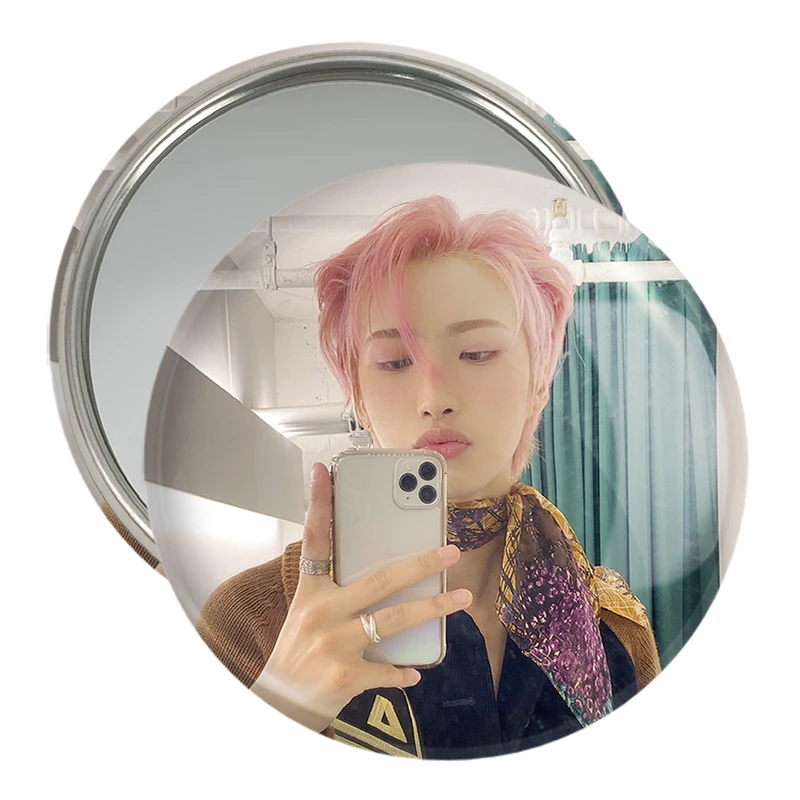 آینه جیبی خندالو مدل سونگهوا گروه ایتیز ATEEZ  کد 21268