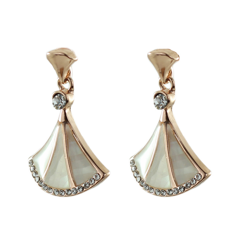 گوشواره زنانه مدل فرزانه کد G246