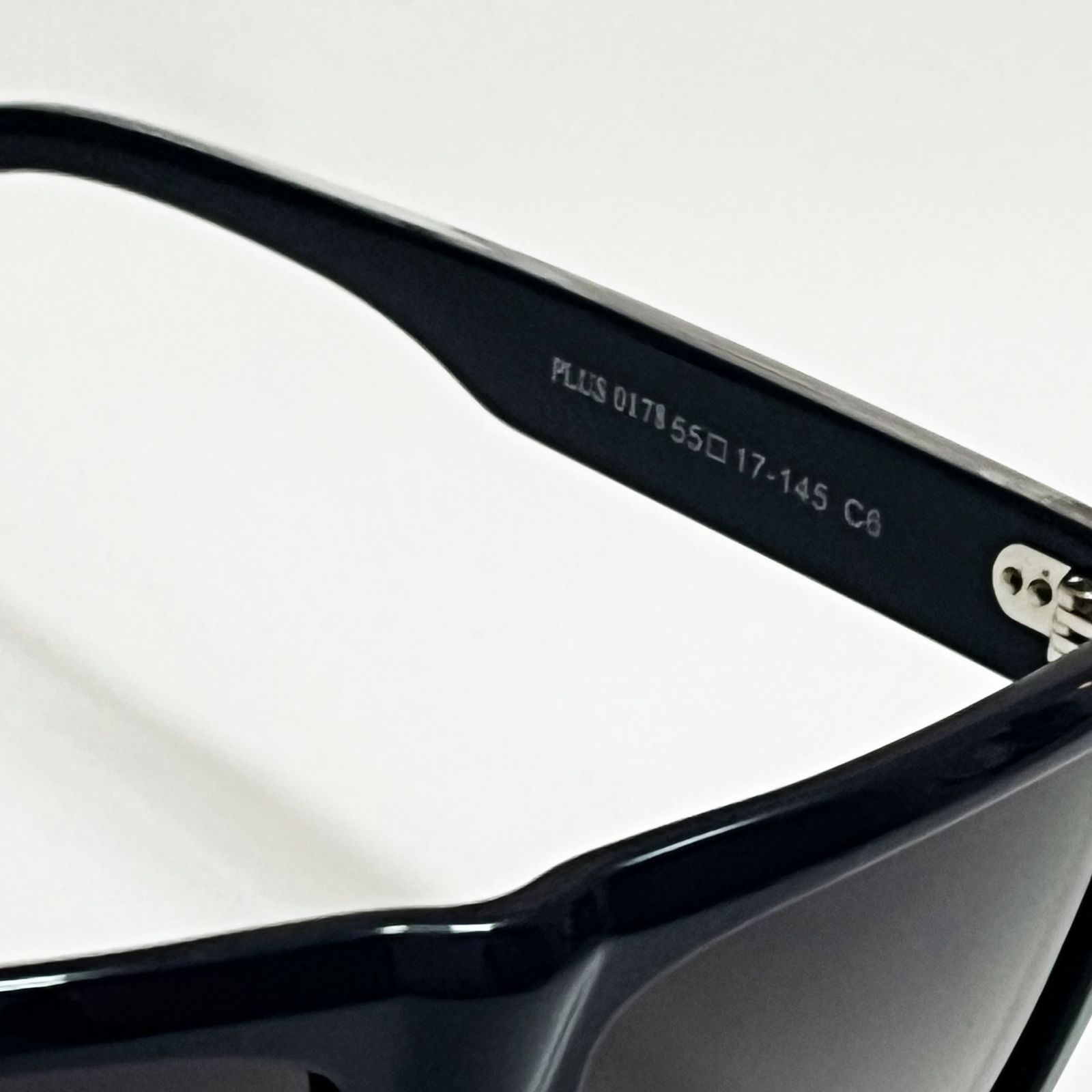 عینک آفتابی آنتونیو باندراس مدل PLUS0178 C6 -  - 4