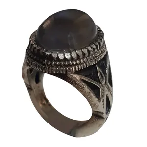 انگشتر نقره مردانه مدل عقیق یمنی کد AY215220