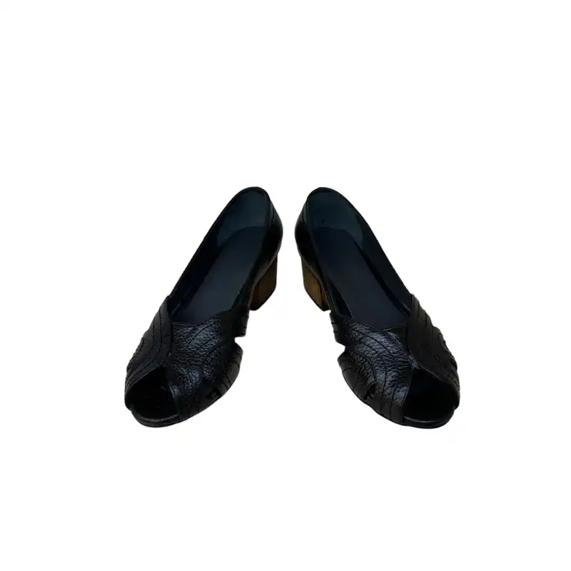 صندل زنانه مدل DZM 138 CHR چرم طبیعی رنگ مشکی