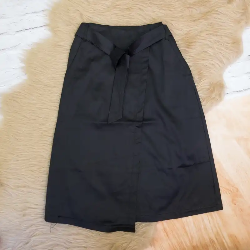 ست شومیز و دامن زنانه مدل بلک ارکید 01