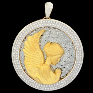 آویز گردنبند طلا 18 عیار زنانه طلای مستجابی مدل آوا کد 001