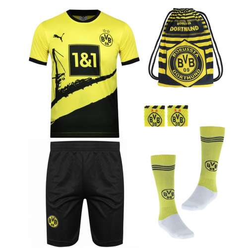 ست شش تکه لباس ورزشی پسرانه مدل دورتموند کد 2024