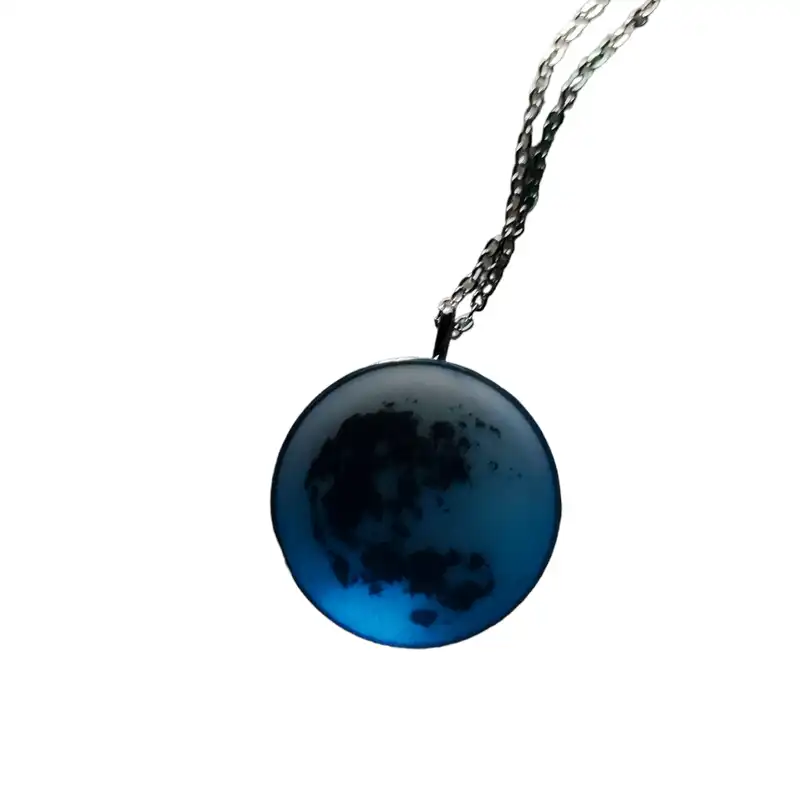 گردنبند مدل ماه شبتاب