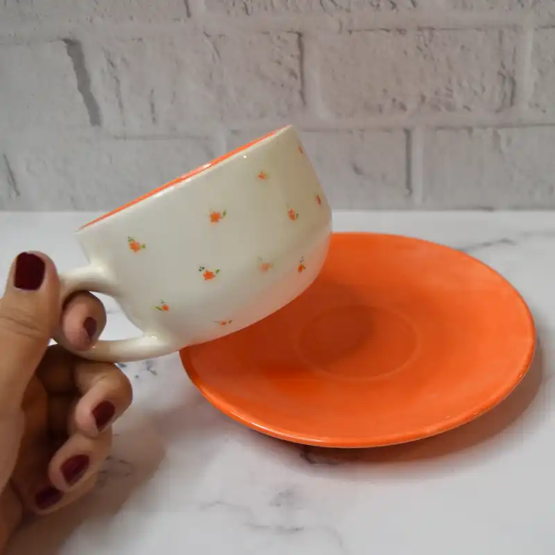 ست فنجان نعلبکی سرامیکی طرح گل دار