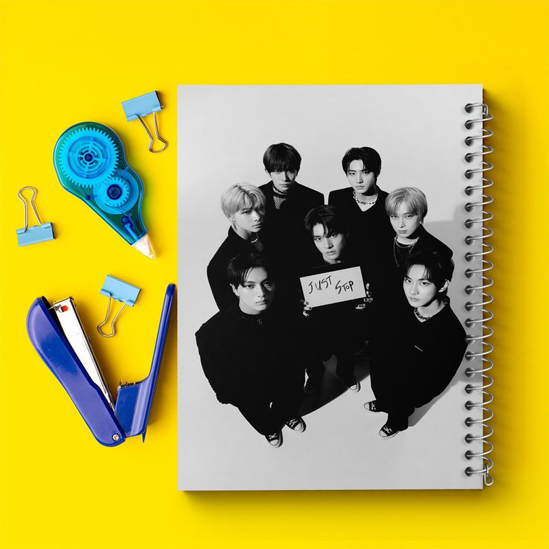 دفتر نقاشی 50 برگ خندالو مدل گروه انهایپن ENHYPEN کد 21983