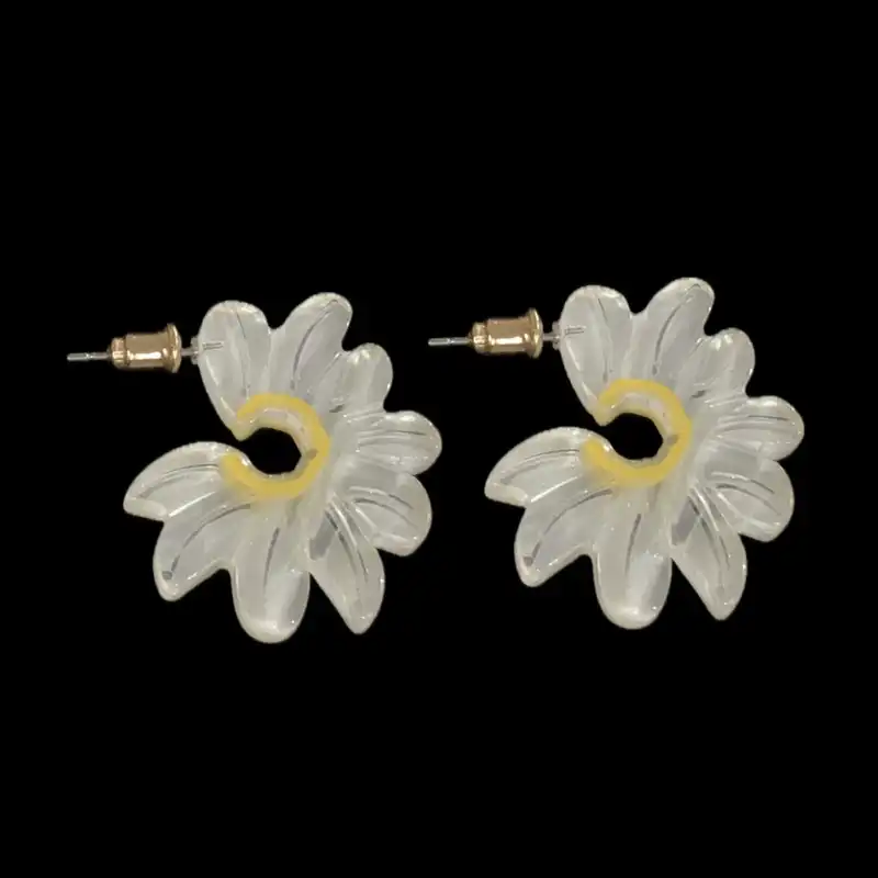 گوشواره زنانه مدل گل