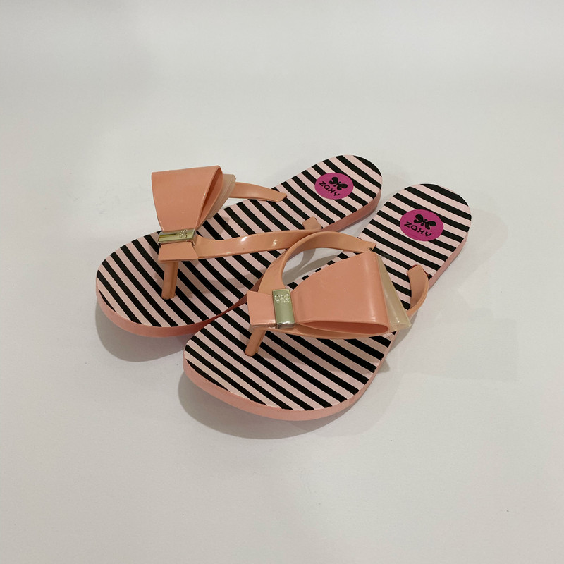 دمپایی لاانگشتی زنانه شهپر مدل P1-parvane-LPK