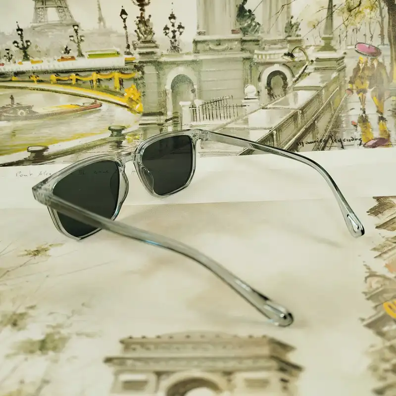 عینک آفتابی بچگانه مدل CH13 کد T