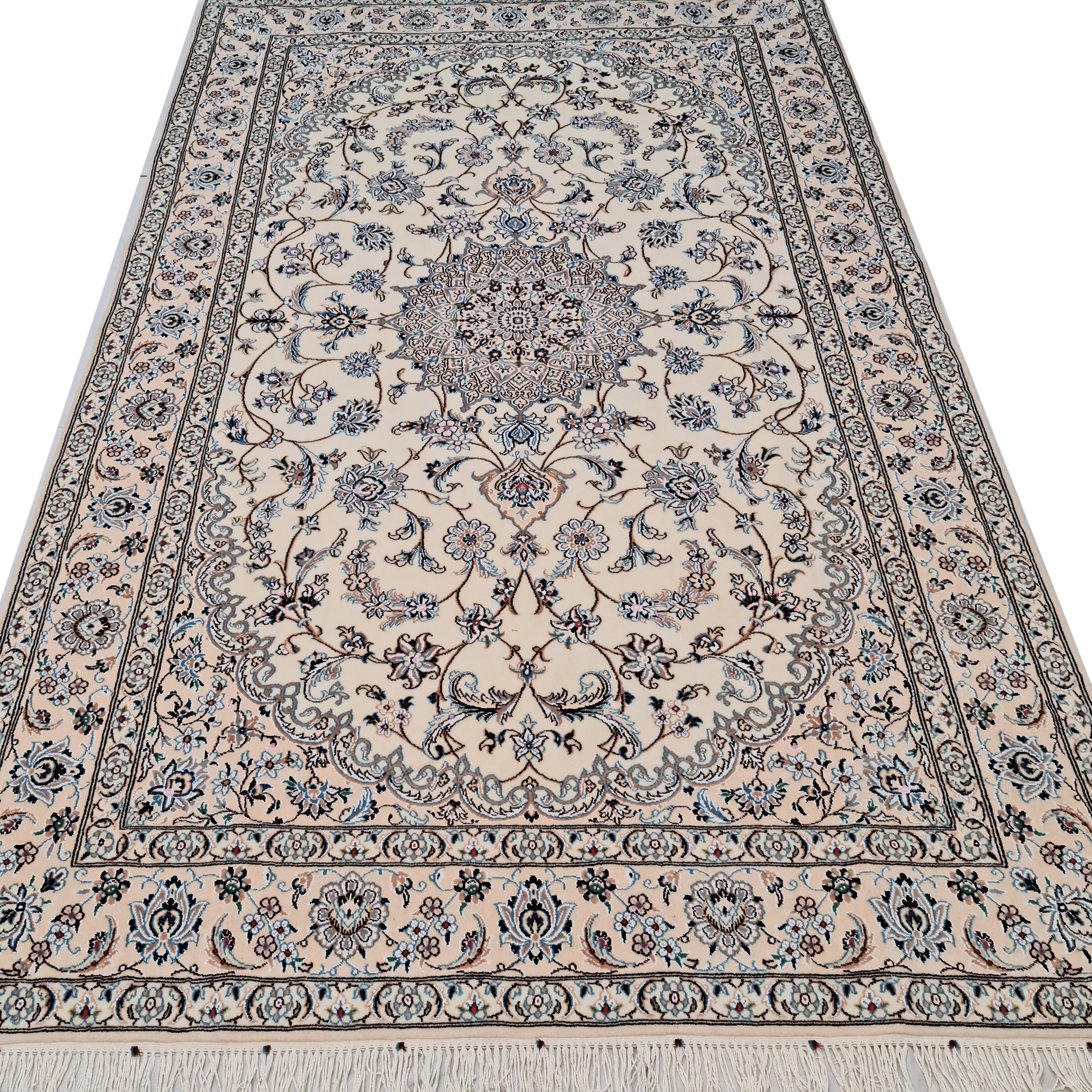 فرش دستبافت چهار و نیم متری مدل نایین کد 371