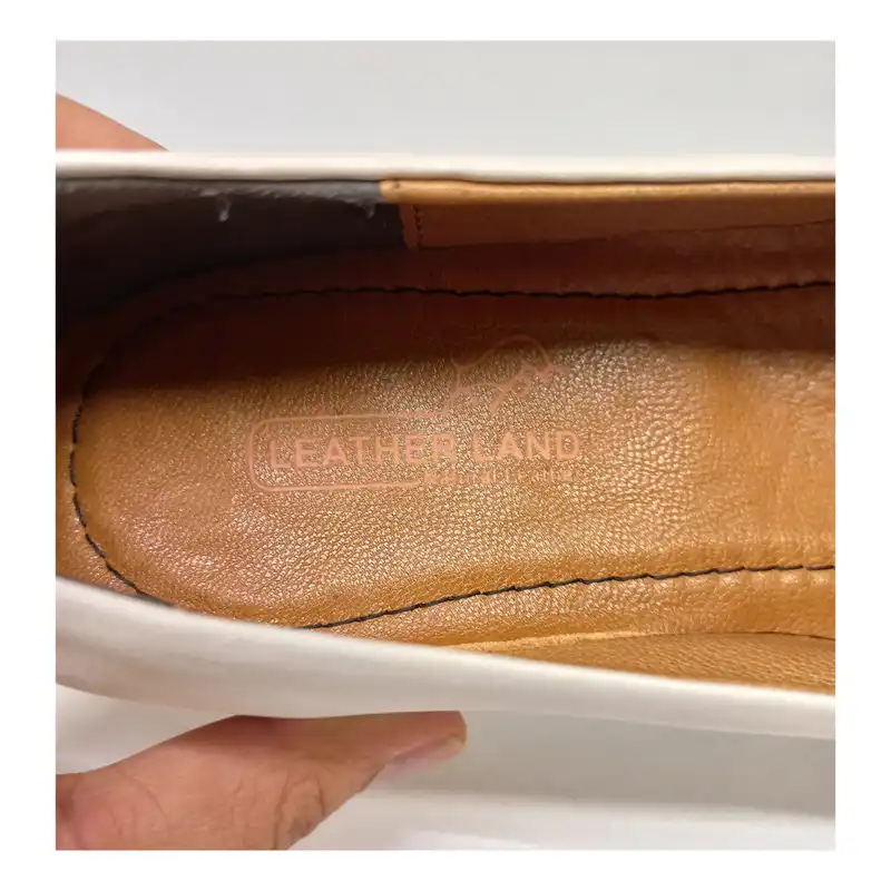 کفش روزمره زنانه سرزمین چرم کد 141805 رنگ کرم