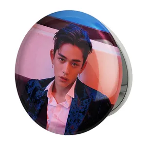 آینه جیبی خندالو طرح لوکاس گروه ان سی تی NCT مدل تاشو کد 21836 