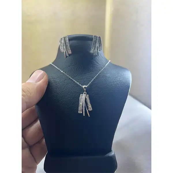 نیم ست نقره زنانه مدل تمام سنگ کد 654120