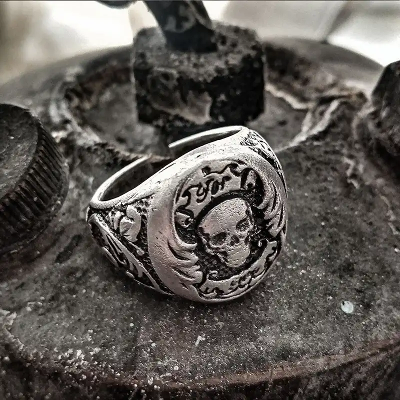 انگشتر مردانه مدل skull کد E-100