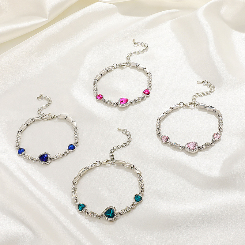 دستبند زنانه مدل قلب کد 00738