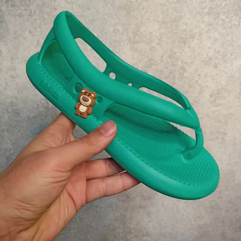 دمپایی لاانگشتی زنانه نسیم مدل آتوسا کد 1549-GN