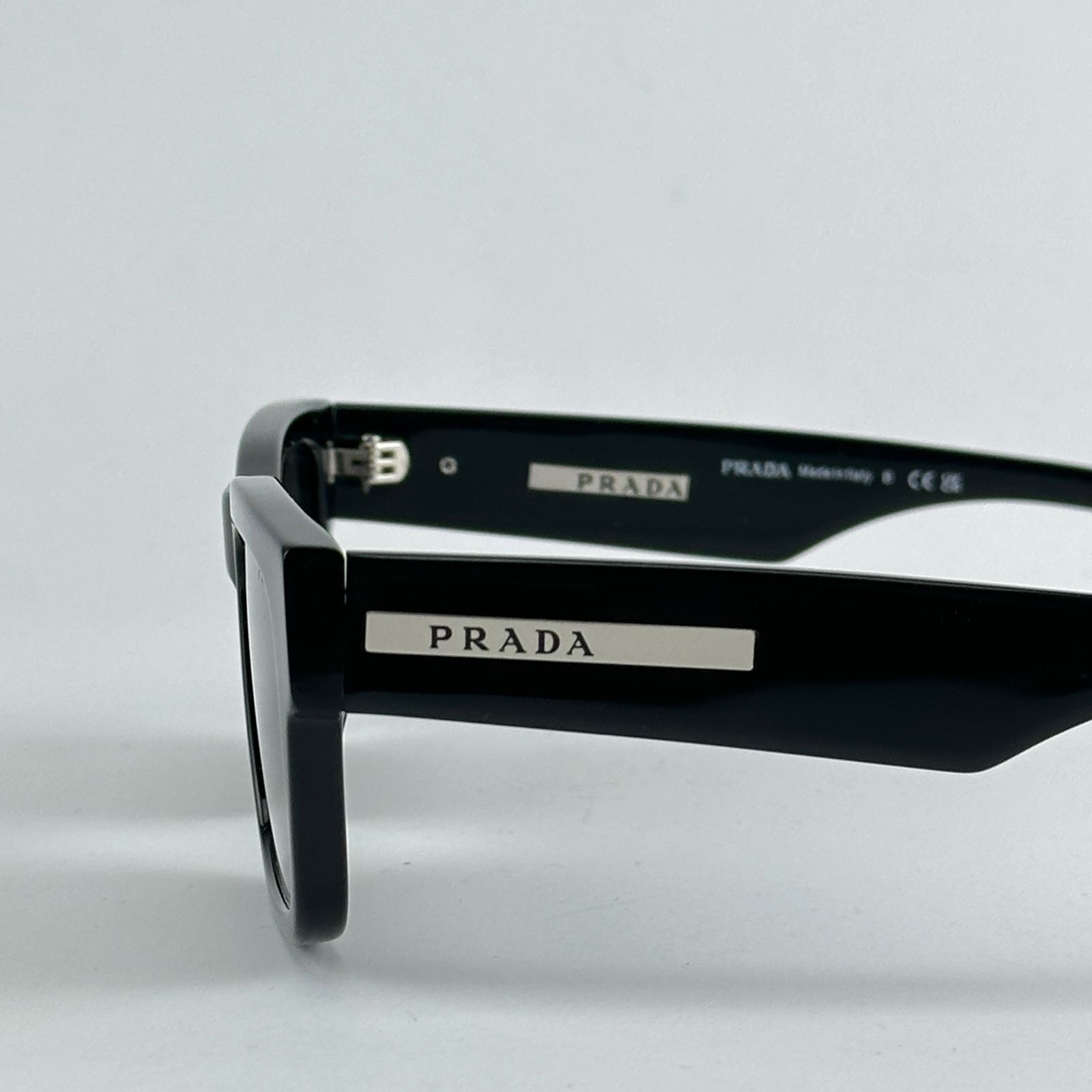 عینک آفتابی پرادا مدل SPR A065 C5 -  - 4