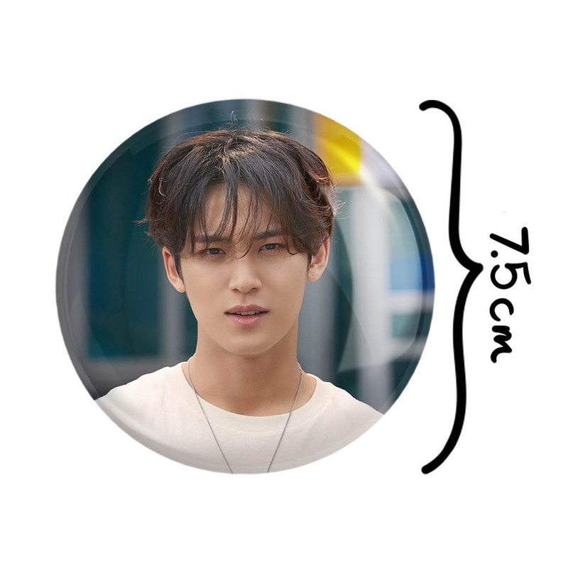 آینه جیبی خندالو مدل مینگیو گروه سونتین Seventeen  کد 21630