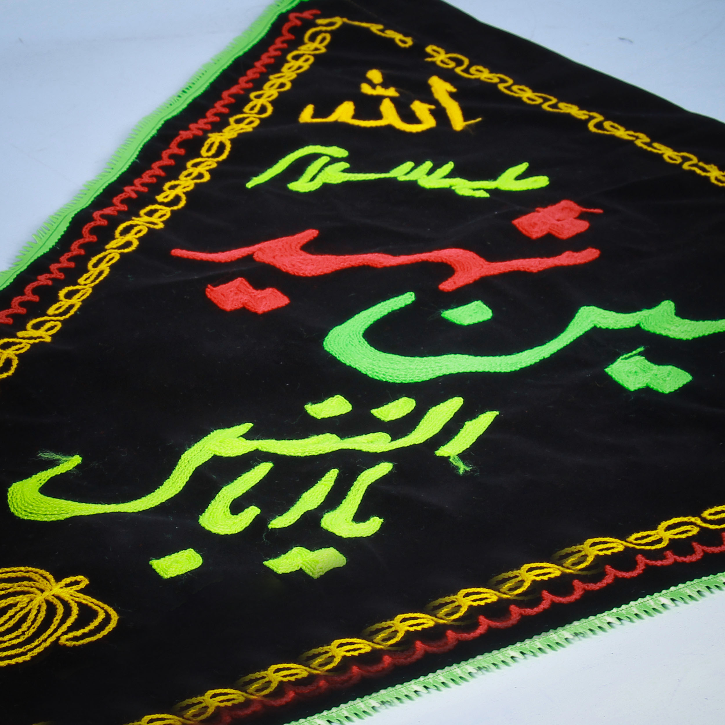  پرچم طرح یاحسین شهید کد PAR-085